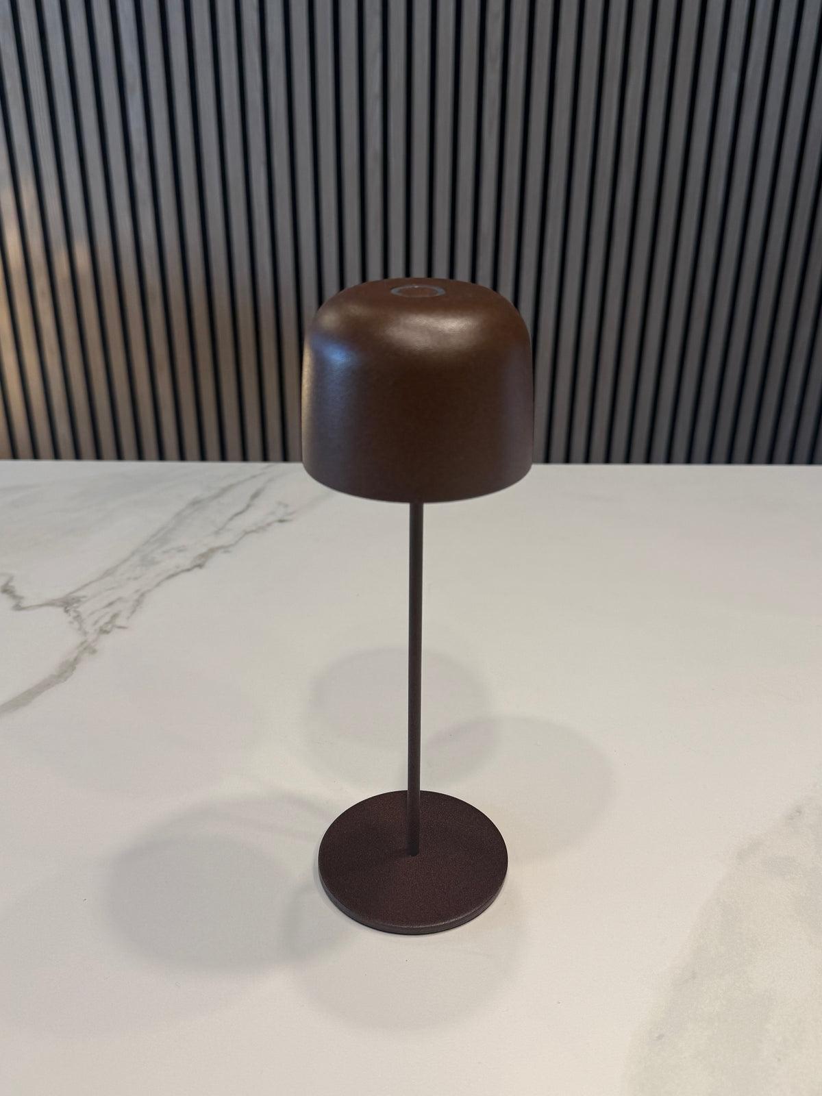 Atena - Lampada ricaricabile Corten