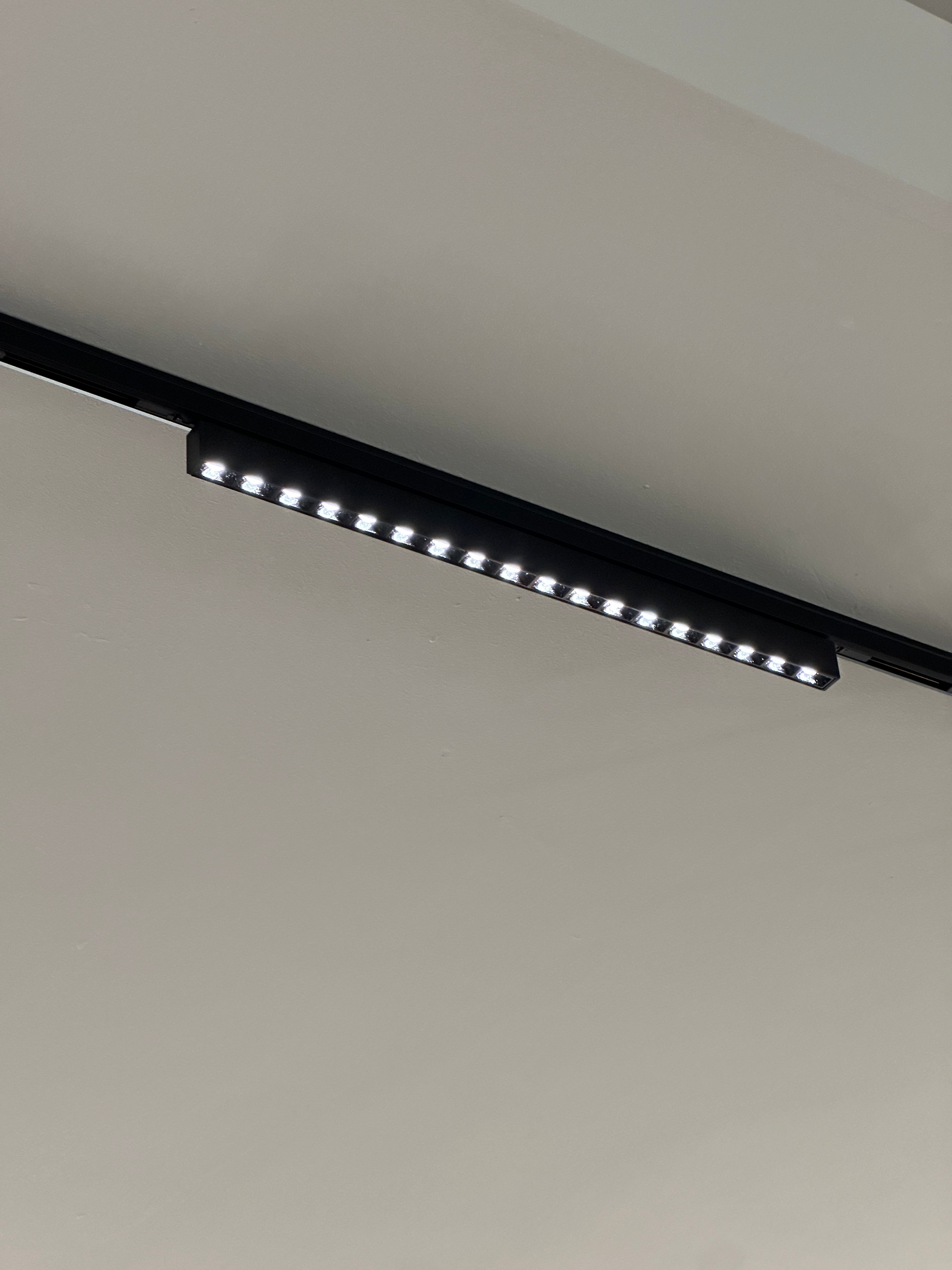 Microspot 33 cm per Binario Magnetico 5mm