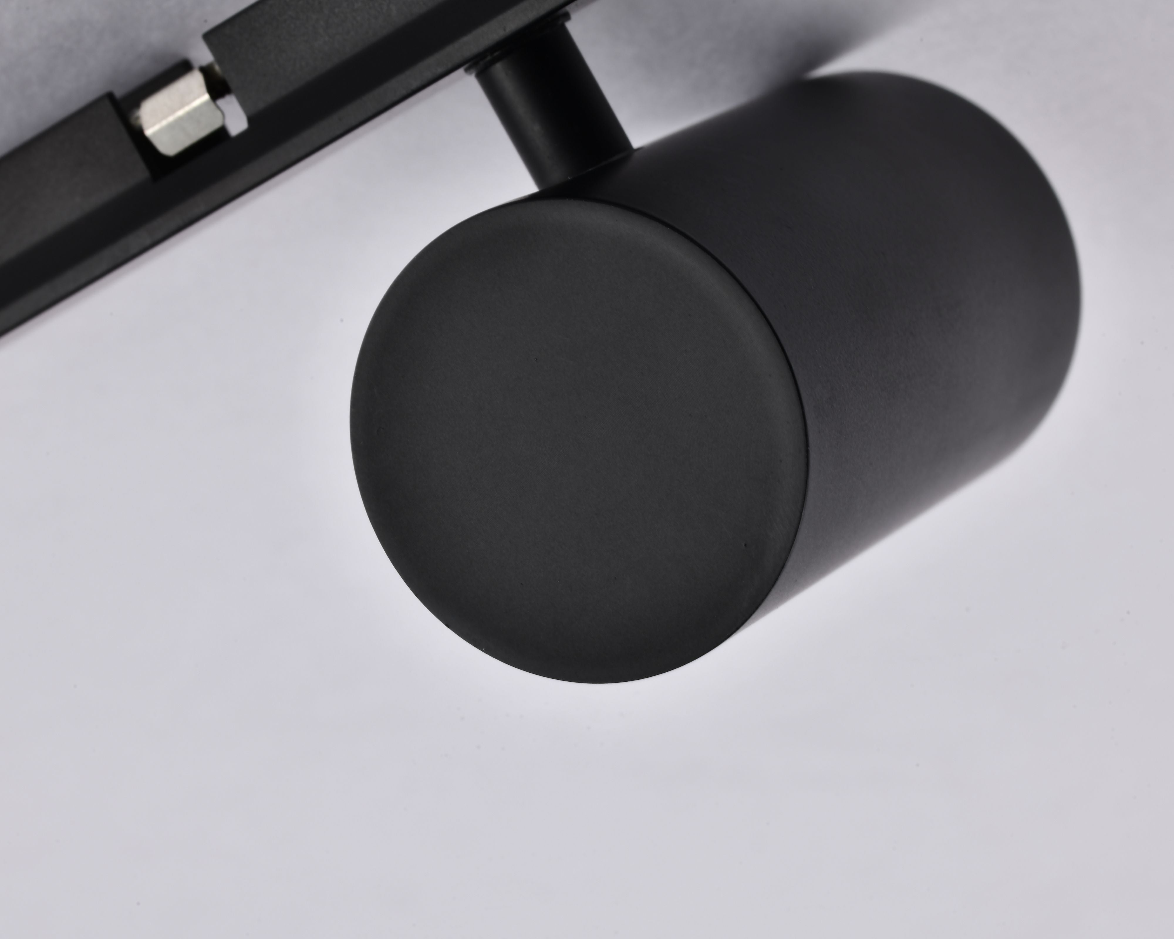 Sistema Karma - Spot orientabile 7W - Nero