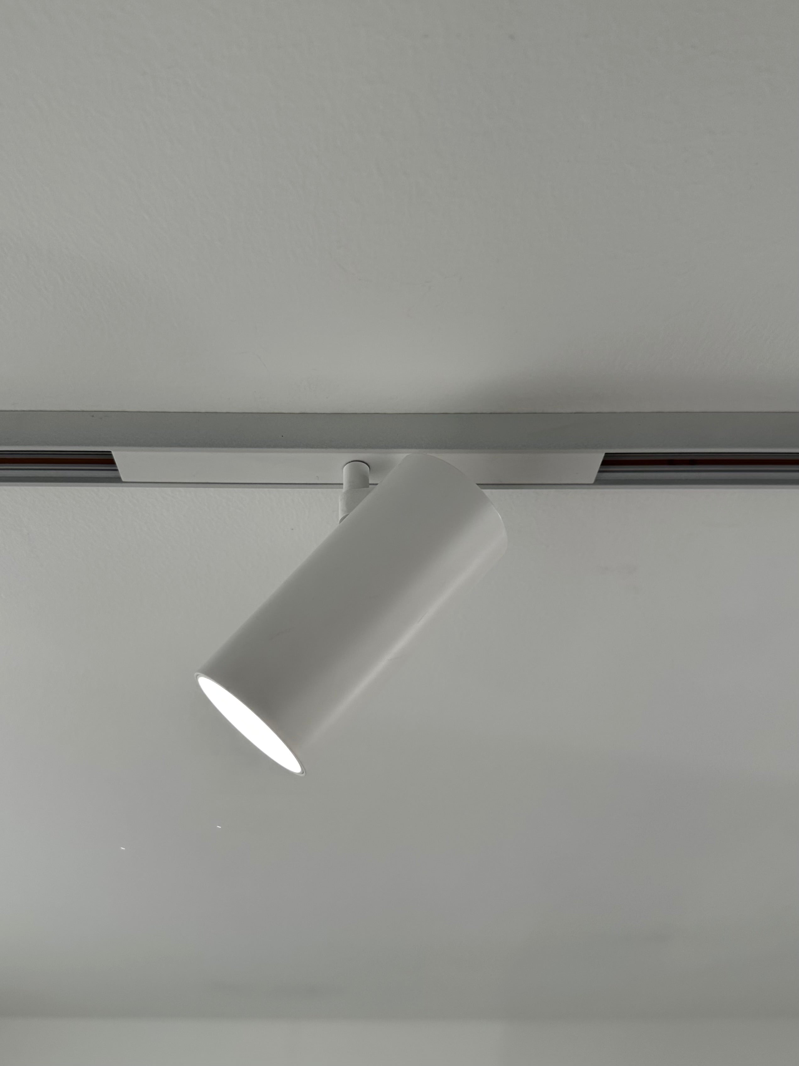 Sistema Karma - Spot orientabile 7W - Bianco