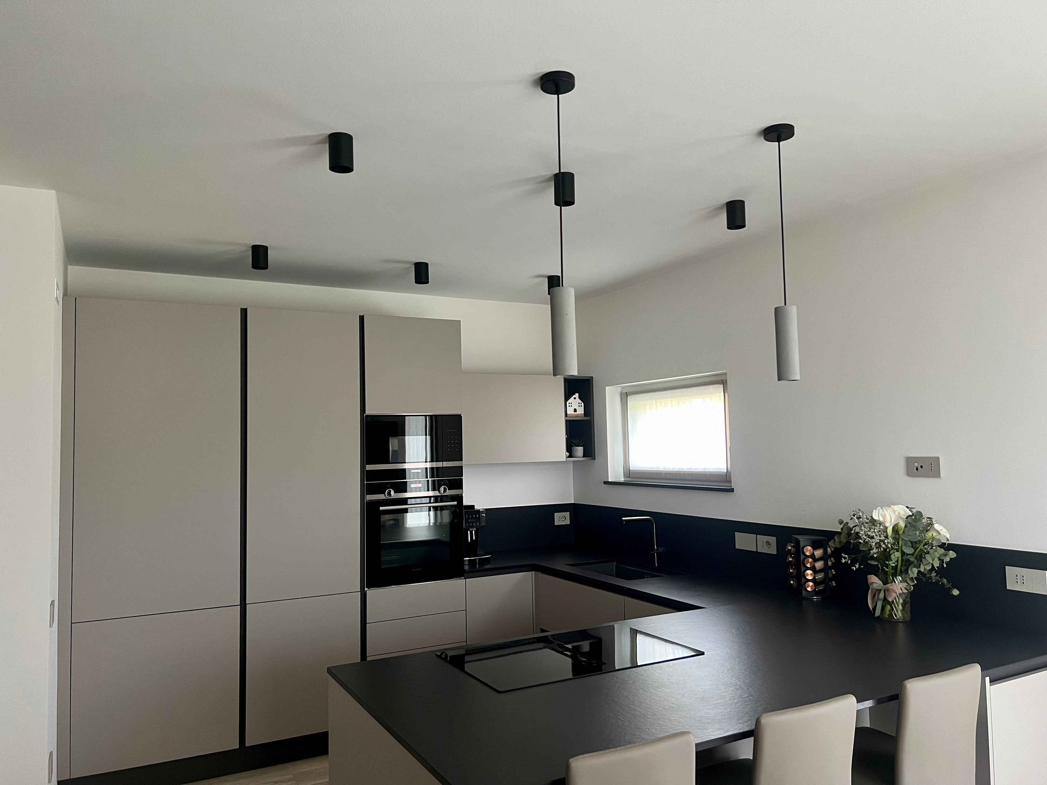 Faretto soffitto tondo in metallo arretrato - Nero