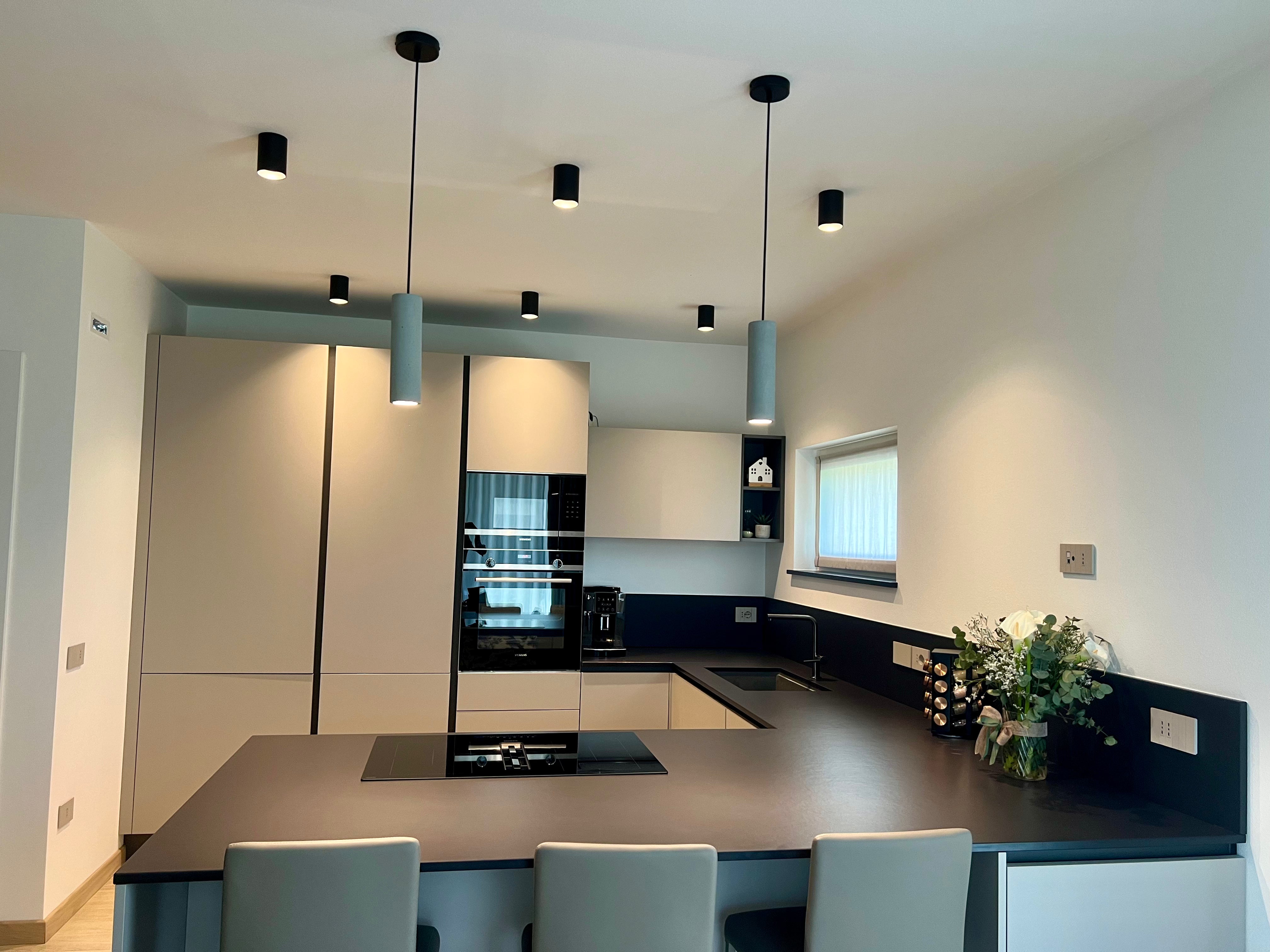 Faretto soffitto tondo in metallo arretrato - Nero