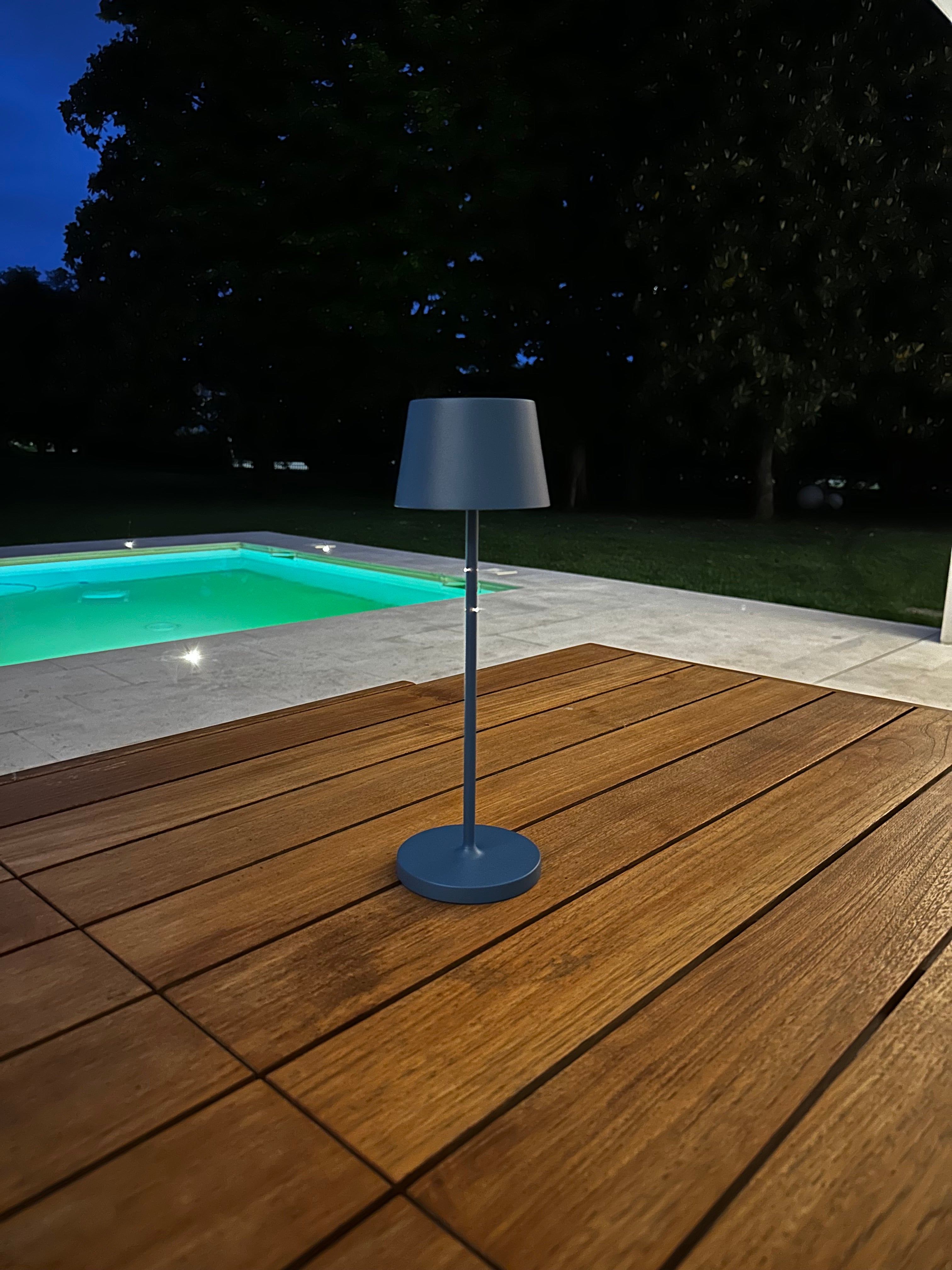 Kelly - Lampada ricaricabile Blu