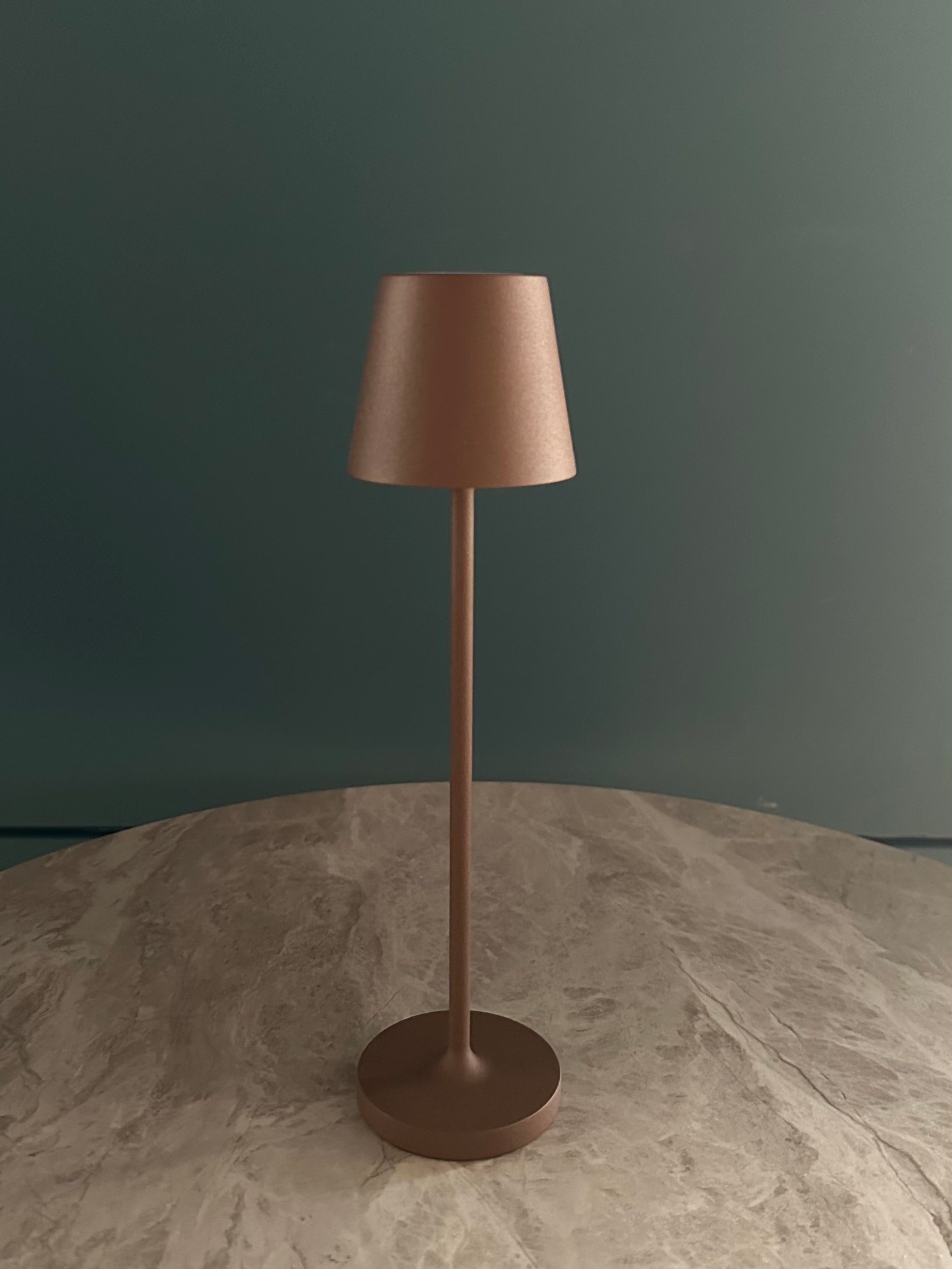 Kelly Mini - Lampada ricaricabile Corten